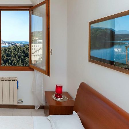 Апартаменты La Terrazza Sul Golfo Специя Экстерьер фото